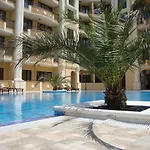 Flora Free Parking Apartman
